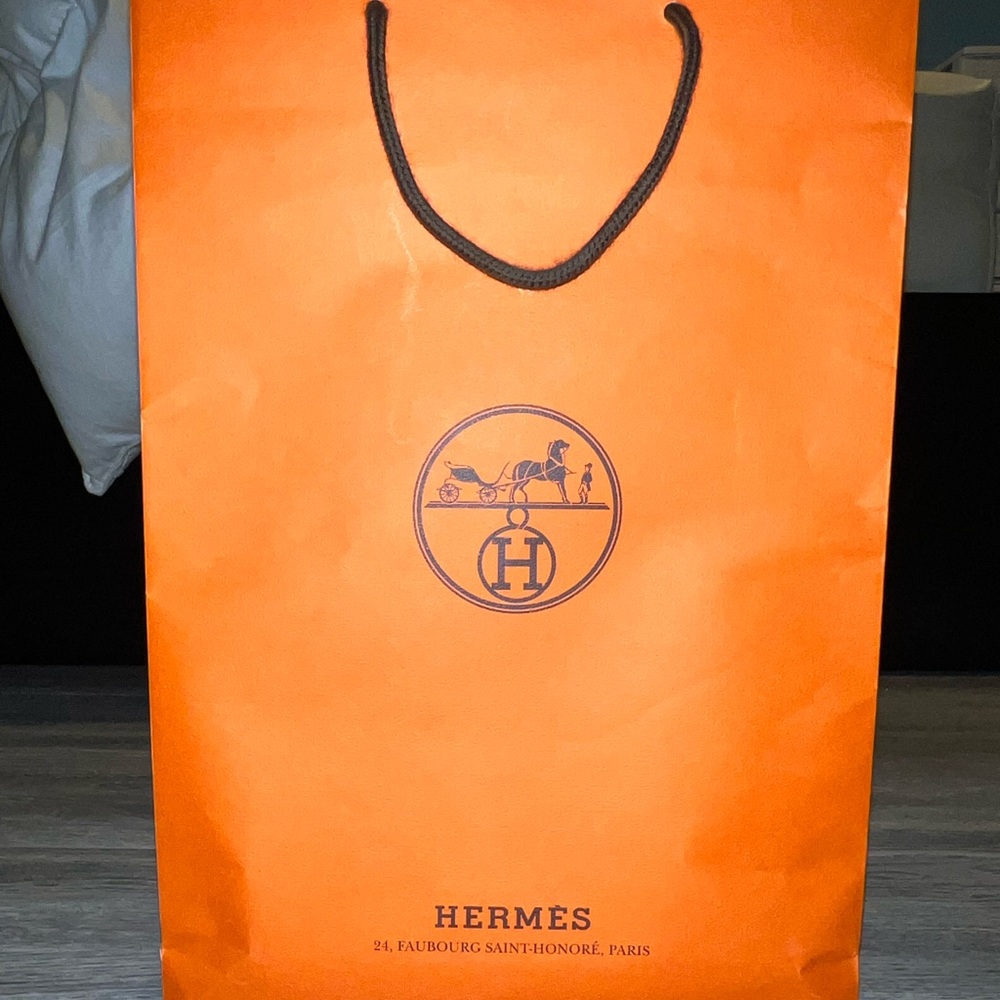Hermes medium size shopping bag